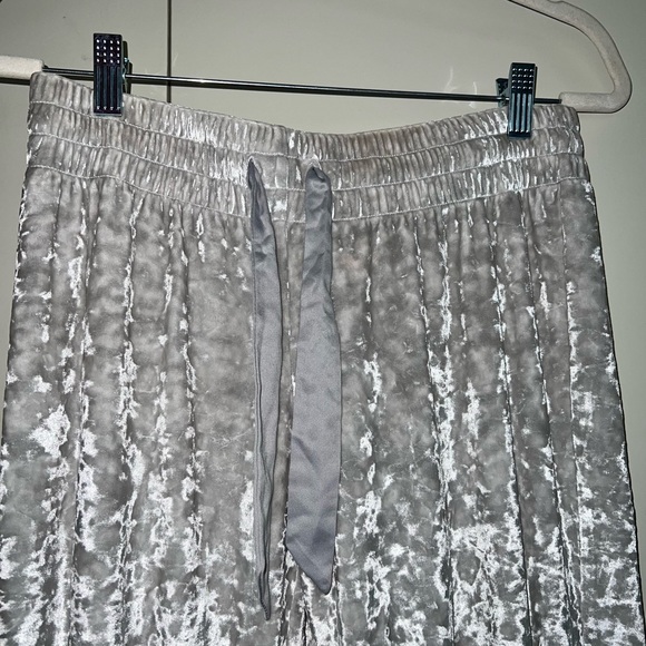 Velvet Victoria’s Secret joggers - Picture 2 of 4